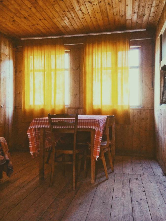 Ferienwohnung Summer House On A Hill Near Shovi Glola Exterior foto